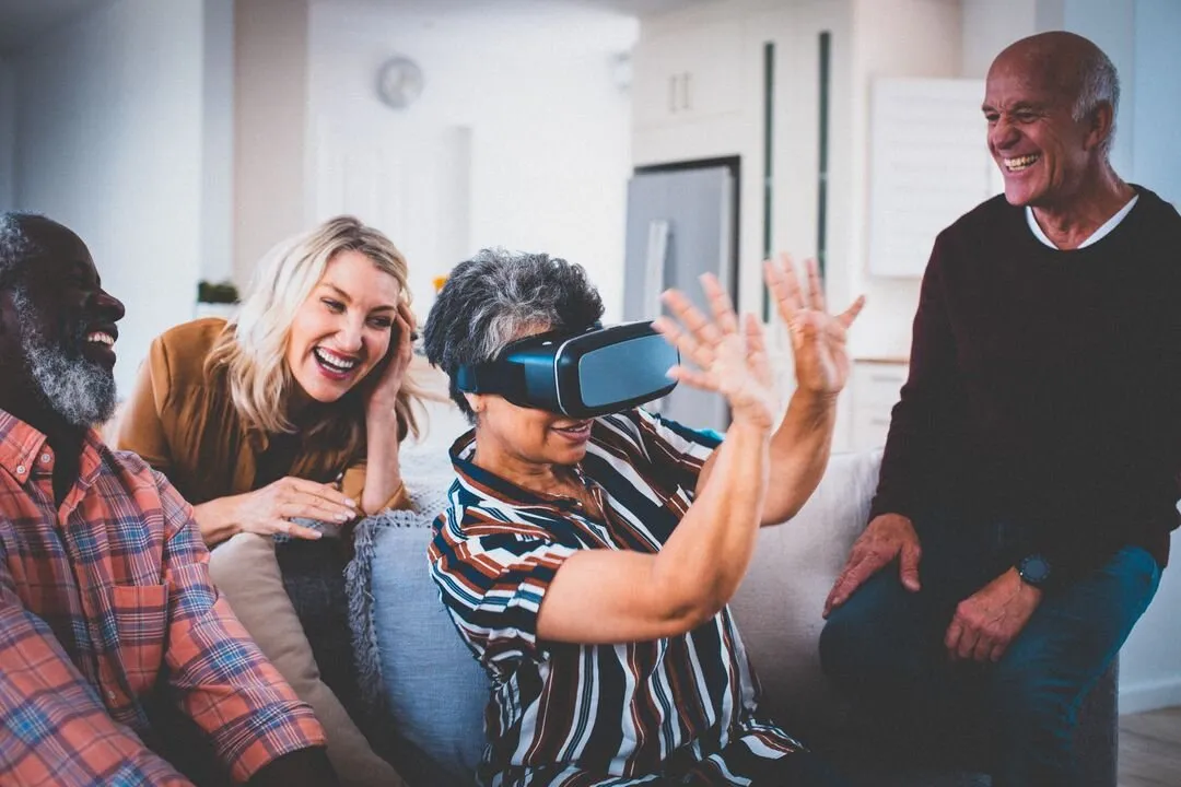 Image of a family having fun playing with virtual reality - The concept and application of the 'hero image' in web design - Image