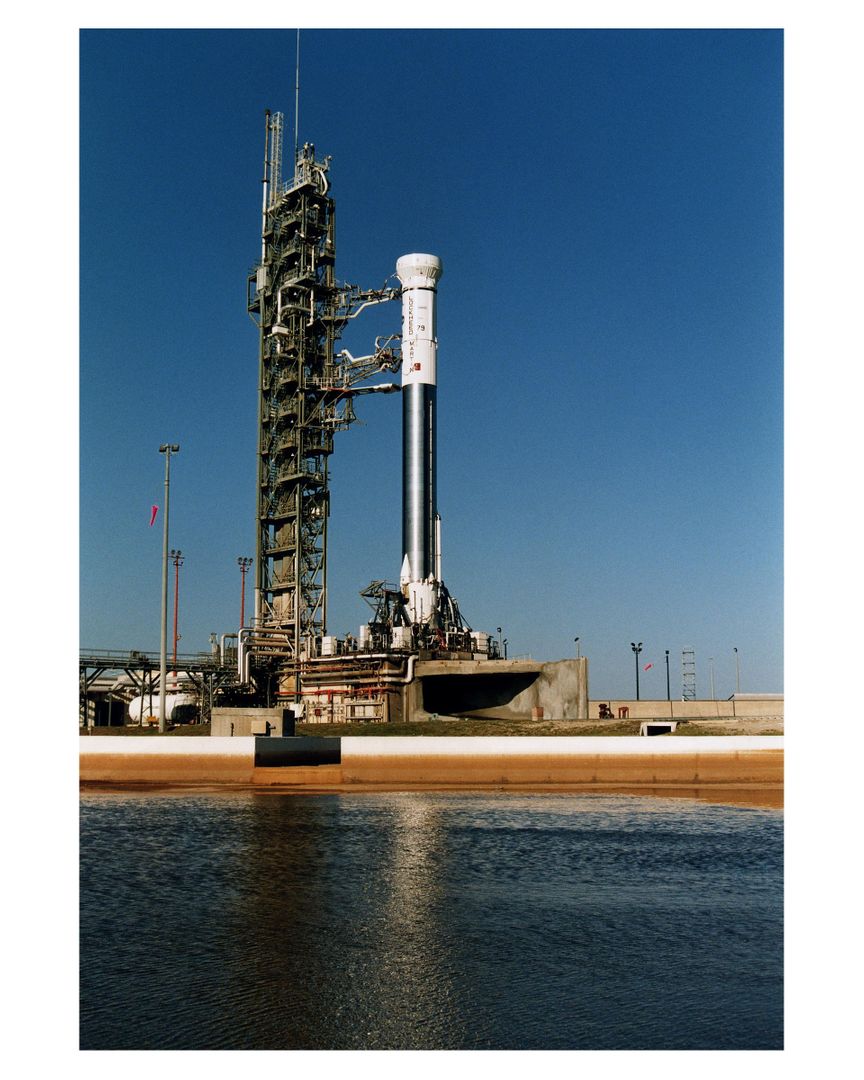 a spacex rocket - Free Images, Stock Photos and Pictures on Pikwizard.com