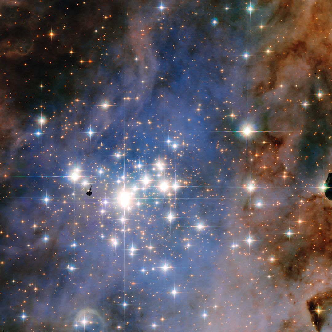 Hubble Unveils a Tapestry of Dazzling Diamond-like Stars - Free Images, Stock Photos and Pictures on Pikwizard.com