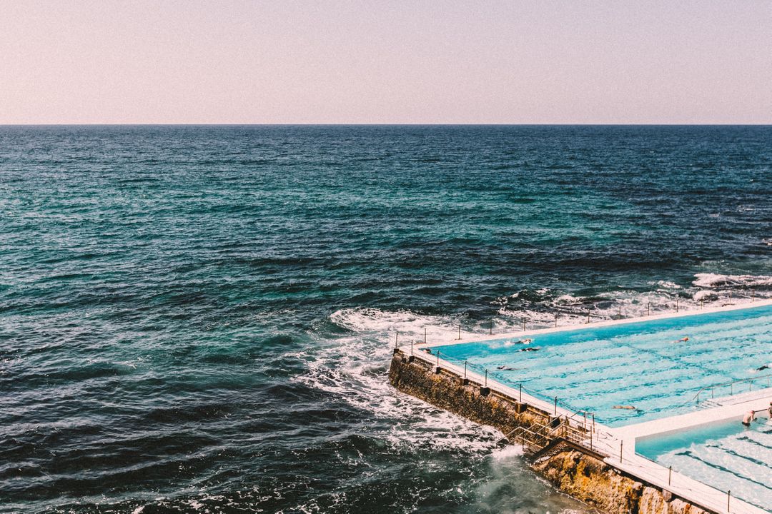 Image of a Swimming Pool next to the Sea