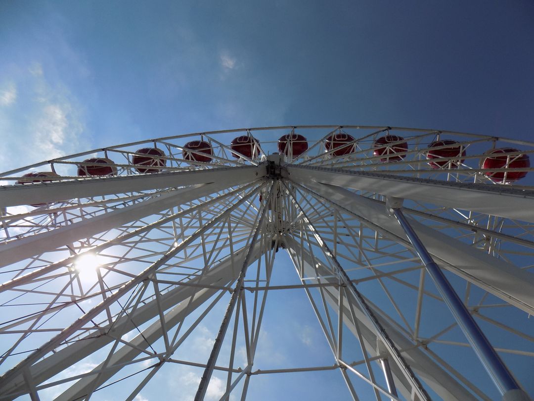a ferris wheel - Free Images, Stock Photos and Pictures on Pikwizard.com