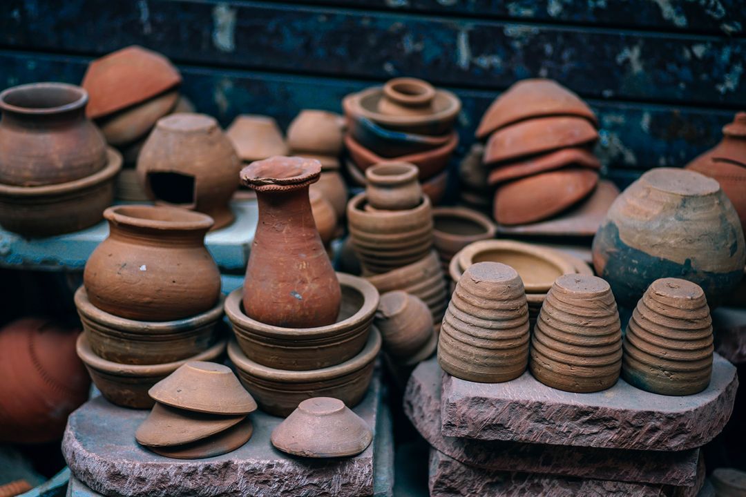 a bunch of clay pots - Free Images, Stock Photos and Pictures on Pikwizard.com