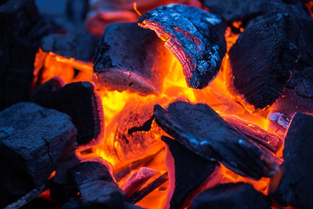 Burn campfire carbon charcoal - Download Free Stock Photos Pikwizard.com