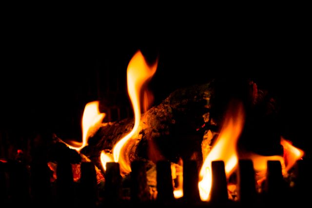 Fireplace Blaze Room - Download Free Stock Photos Pikwizard.com