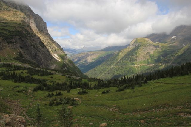 Mountain Valley Mountains - Download Free Stock Photos Pikwizard.com