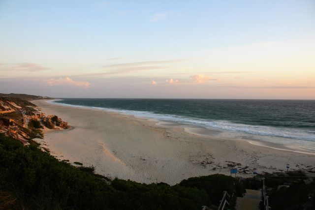 Beach Shore Ocean - Download Free Stock Photos Pikwizard.com