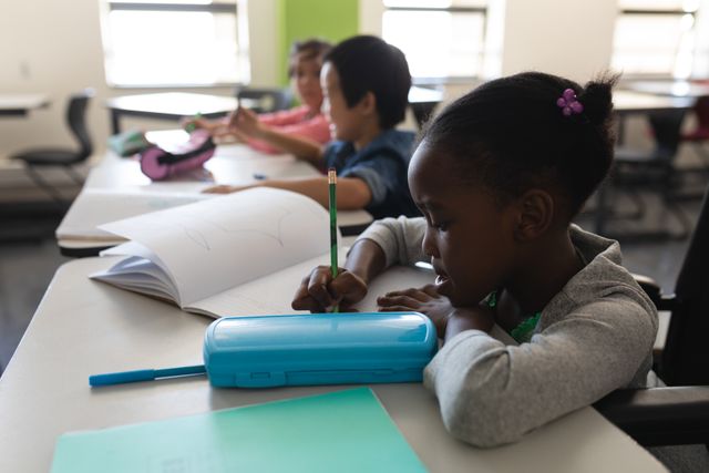 Classroom Photos, Download The BEST Free Classroom Stock Photos & HD Images