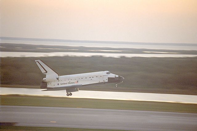 STS099-S-023 (22 February 2000) --- The Space Shuttle Endeavour prepares to land on Kennedy Space Center&#0146;s (KSC's) Shuttle Landing Facility Runway 33 to complete the 11-day, 5-hour, 38-minute-long STS-99 mission.  Main gear touchdown was at 6:22:23 p.m. (EST) on February 22, 2000.  The landing occurred following the completion of orbit 181.  Nose gear touchdown was at 6:22:35 p.m., with wheel stop at 6:23:25 p.m.  At the controls were Kevin R. Kregel, mission commander; and Dominic L. Gorie, pilot.  The mission specialists onboard were Janet L. Kavandi and Janice Voss along with Japan's Mamoru Mohri and European Space Agency&#0146;s (ESA's) Gerhard P. J. Thiele.