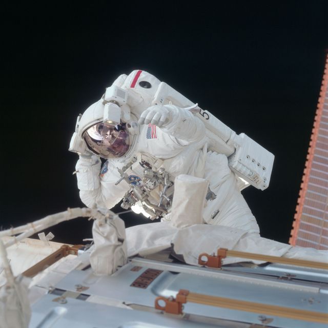 View of MS Tanner working on Unity during the third EVA of STS-97 - Download Free Stock Photos Pikwizard.com