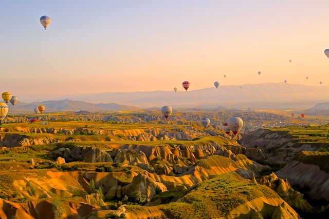 Hot air balloons landscape adventure aviation - Download Free Stock Photos Pikwizard.com