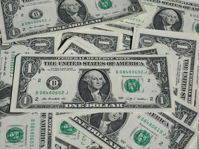 Bank notes bills cash currency - Download Free Stock Photos Pikwizard.com