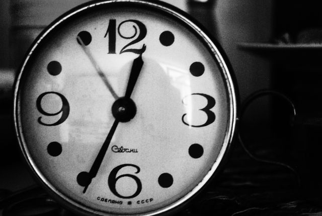 Clock Analog clock Timepiece - Download Free Stock Photos Pikwizard.com