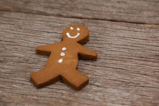 Close-up of gingerbread on a plank