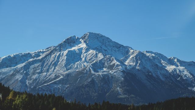 Mountain Range Alp - Download Free Stock Photos Pikwizard.com