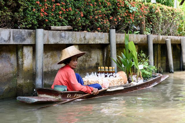 Bangkok boat canal damnoensaduak - Download Free Stock Photos Pikwizard.com