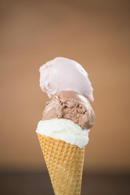 Double Scoop Ice Cream Royalty-Free Images, Stock Photos & Pictures