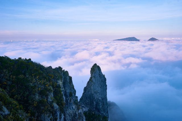 Cliff clouds daylight mountain - Download Free Stock Photos Pikwizard.com