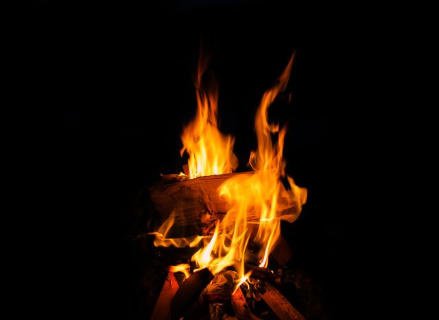 Close-up of Bonfire at Night - Download Free Stock Photos Pikwizard.com