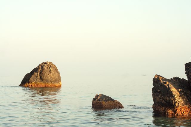 Water Ocean Rocks - Download Free Stock Photos Pikwizard.com