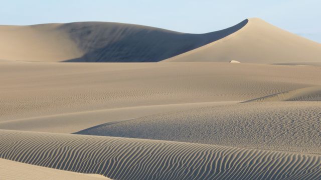 Desert sand - Download Free Stock Photos Pikwizard.com
