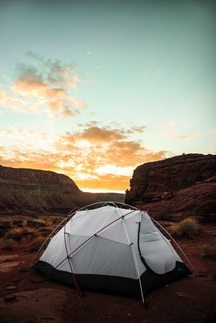 Shelter Mountain tent Tent - Download Free Stock Photos Pikwizard.com