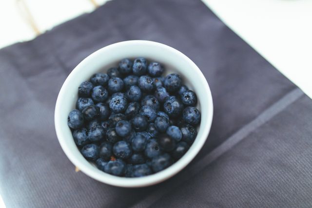 Blueberries fruits food- Download Free Stock Photos Pikwizard.com